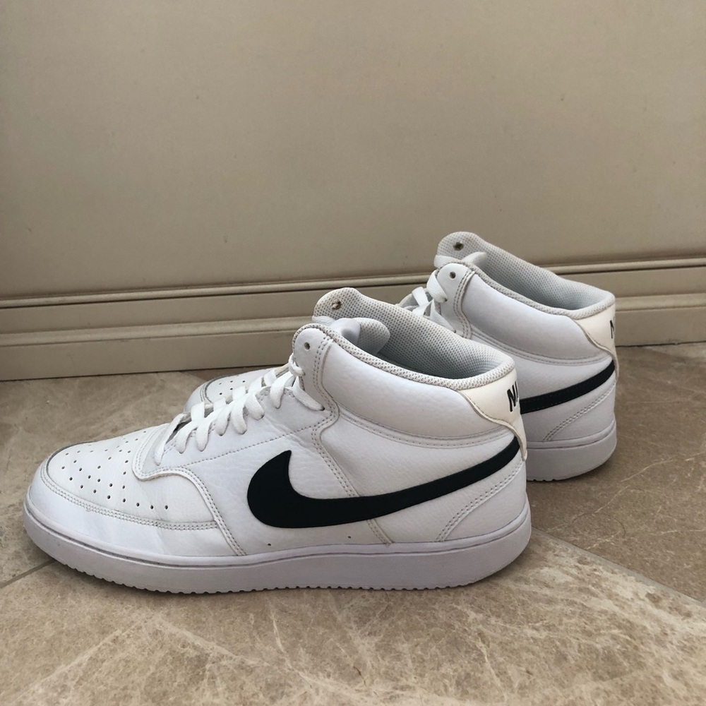 Nike Court Vision Mid